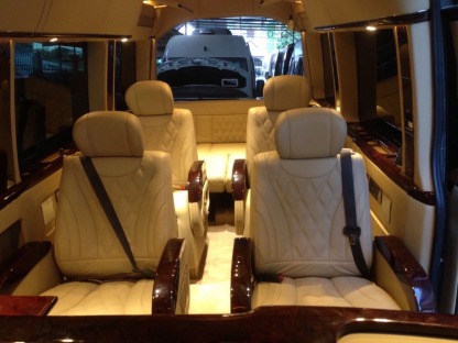 ตกแต่งภายในรถตู้ราคาถูก - ร้านตกแต่งภายในรถตู้ รับติดตั้งเบาะรถตู้ VIP - อาร์.บี.บี. ทวีศักดิ์การช่าง